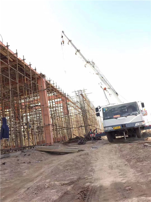 甘肃25 吨、50 吨吊车怎么选？多大重量 / 半径适合对应车型？