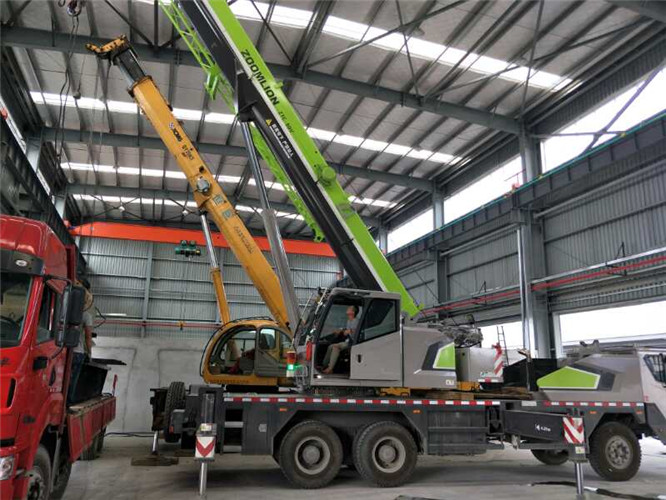 甘肃高空车出租需要注意哪些安全事项？