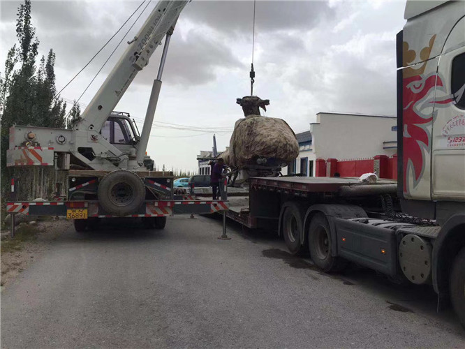 甘肃狭窄场地（如小区、车间）适合用哪种吊车？